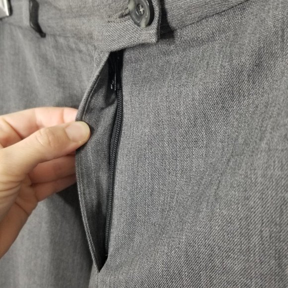 Tilley | Gray Wool Blend Straight Leg Slacks Pants - Picture 3 of 10